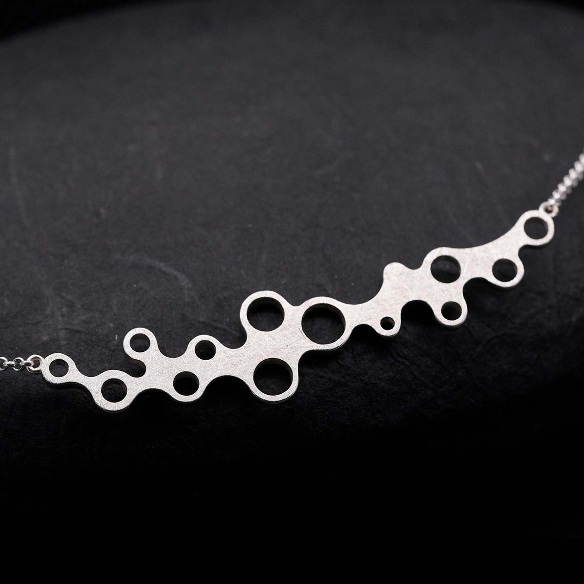 Collar plata | Cercles Tangents | 64 mm de longitud